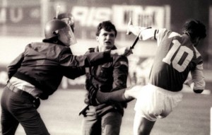 4f6589618a975613ba7fb767da134968