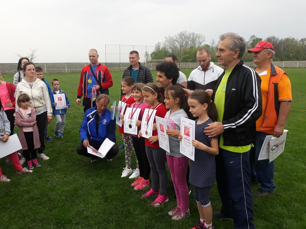 30705770_2062733973767117_337595493301354496_n