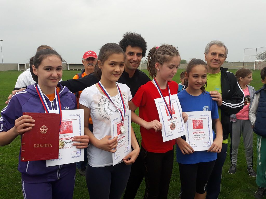 30708293_2062725583767956_8153869019158413312_n