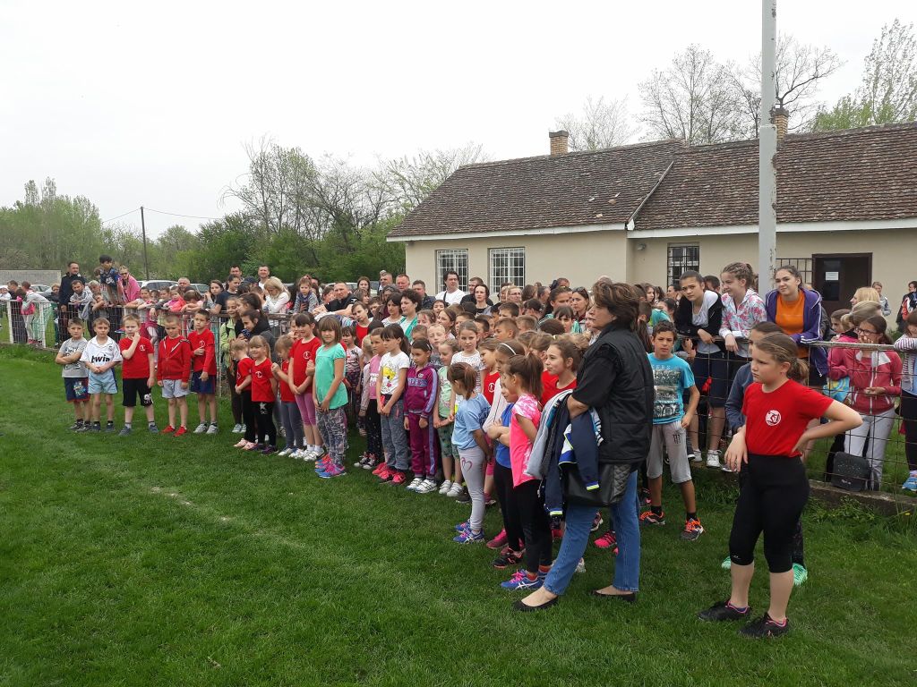 30726180_2062731177100730_8734289812913127424_n