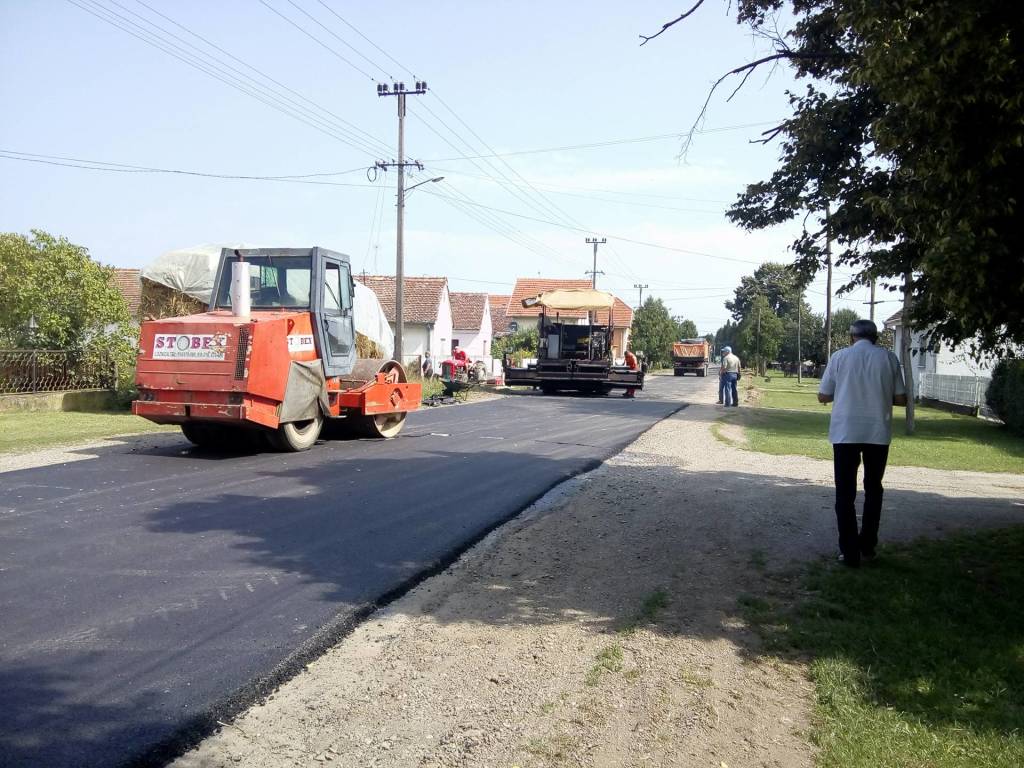 37781382_1309863885811844_5887126524624109568_n