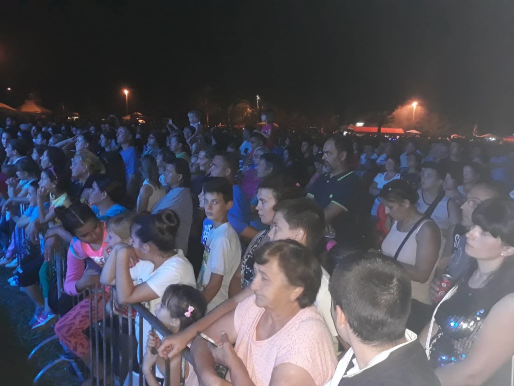 38701196_847833145422489_8573559024161652736_n