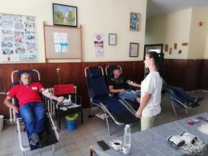 38920990_2096978020374298_815207994194132992_n