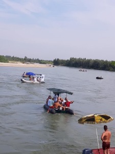 38939110_1739549796140350_8979830533424939008_n